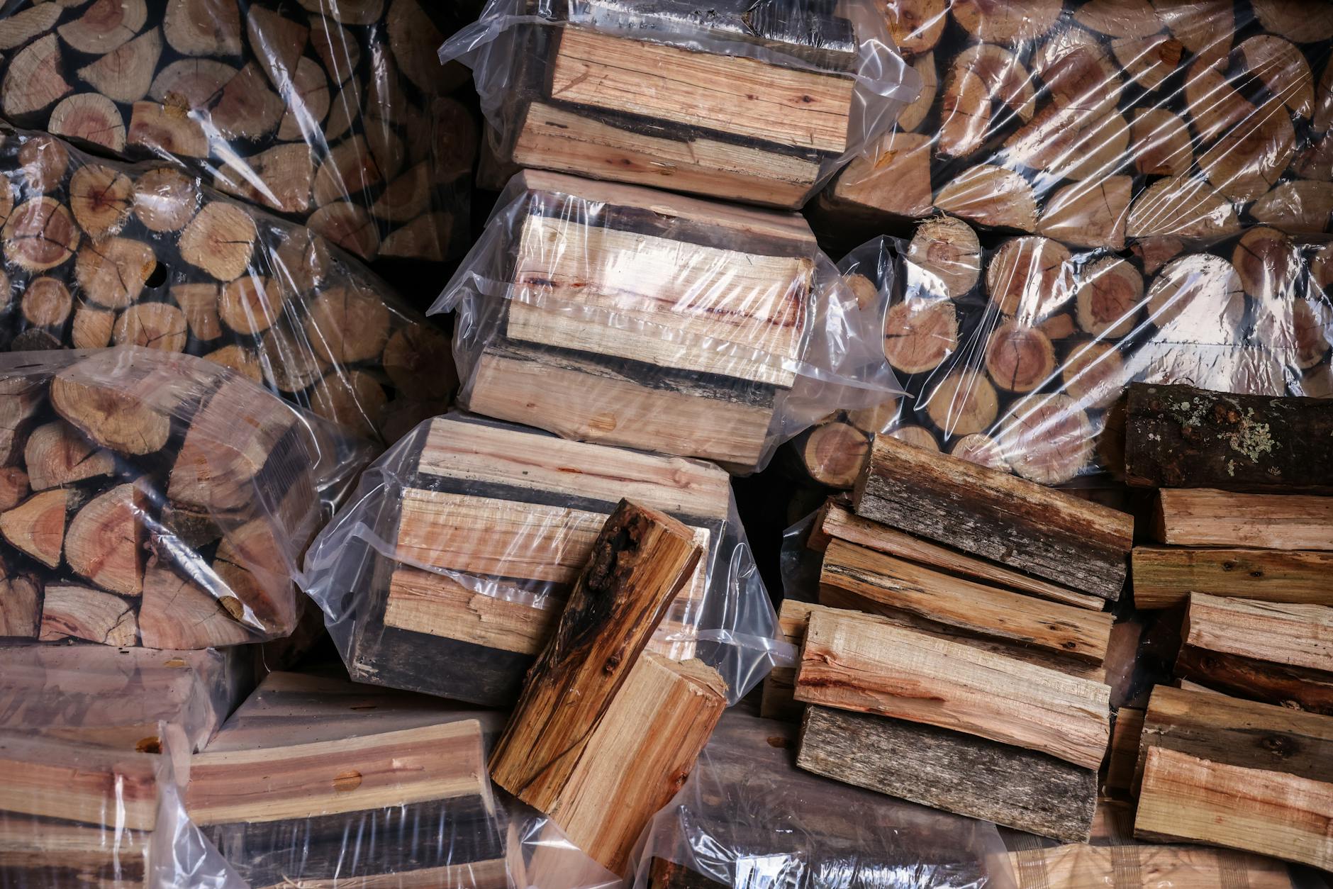 Supplier plastik OPP berkualitas tinggi untuk kebutuhan kemasan Anda